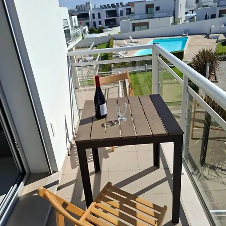 G At Bela Baia Salir *