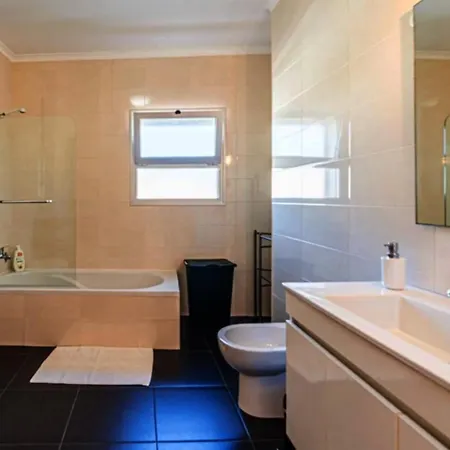 G At Bela Baia Salir Appartement Salir de Porto